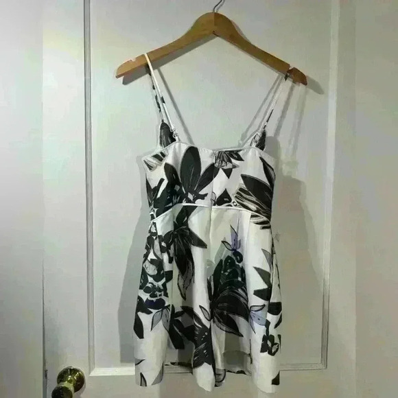 KEEPSAKE Womens Romper Coming Home Floral Ivory - Picture 4 of 7